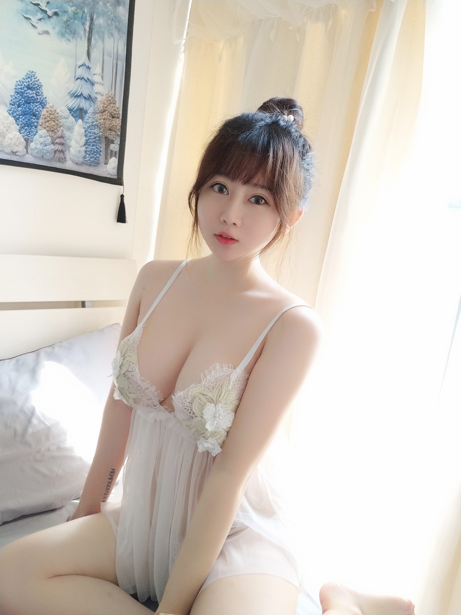 【深夜福利】是依酱合集 小脸圆圆的非常可爱插图2 【深夜福利】是依酱合集 小脸圆圆的非常可爱插图2