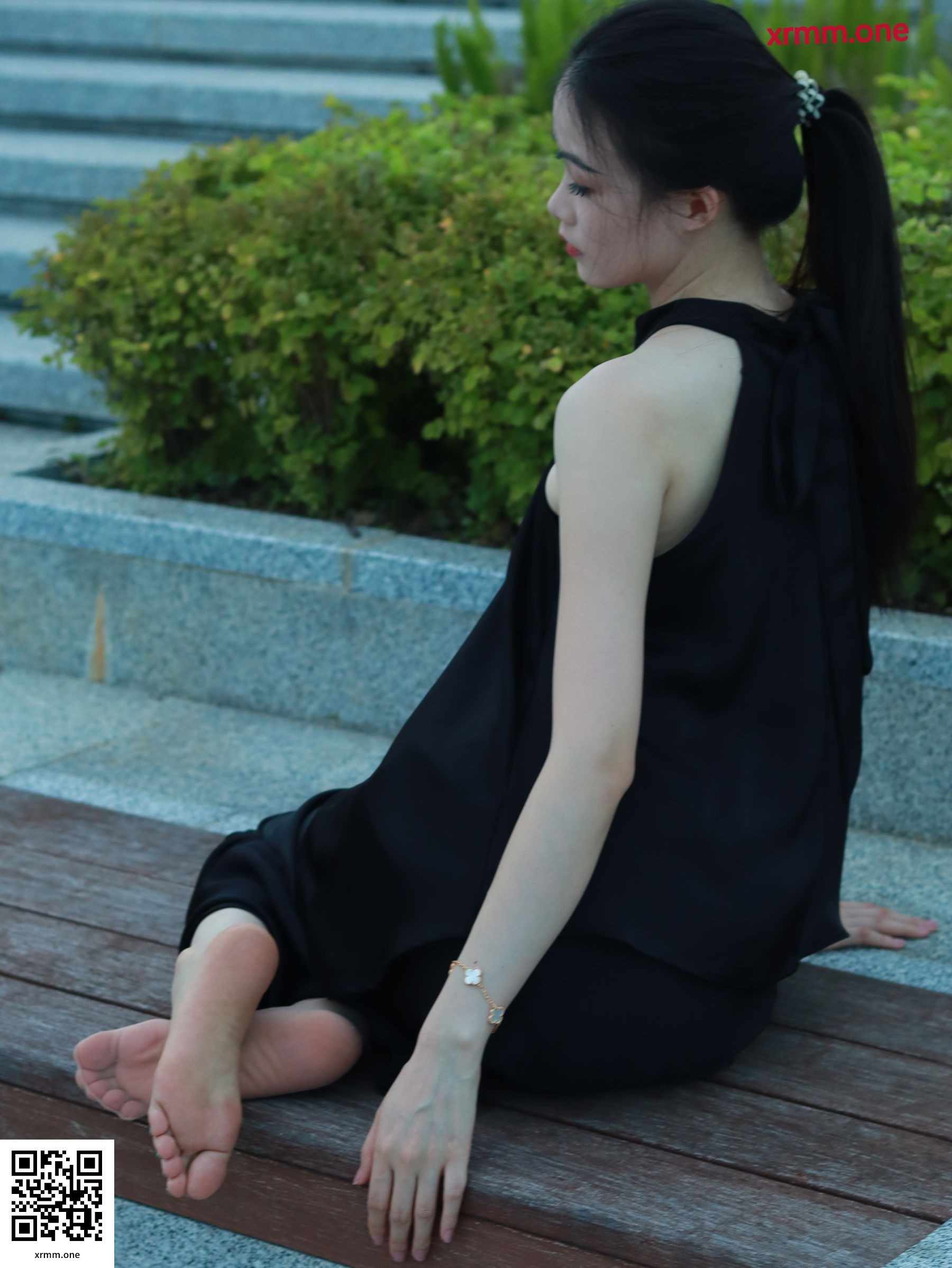 个人约拍 – 18号作品 02框眼镜小妹_258P-软件百科